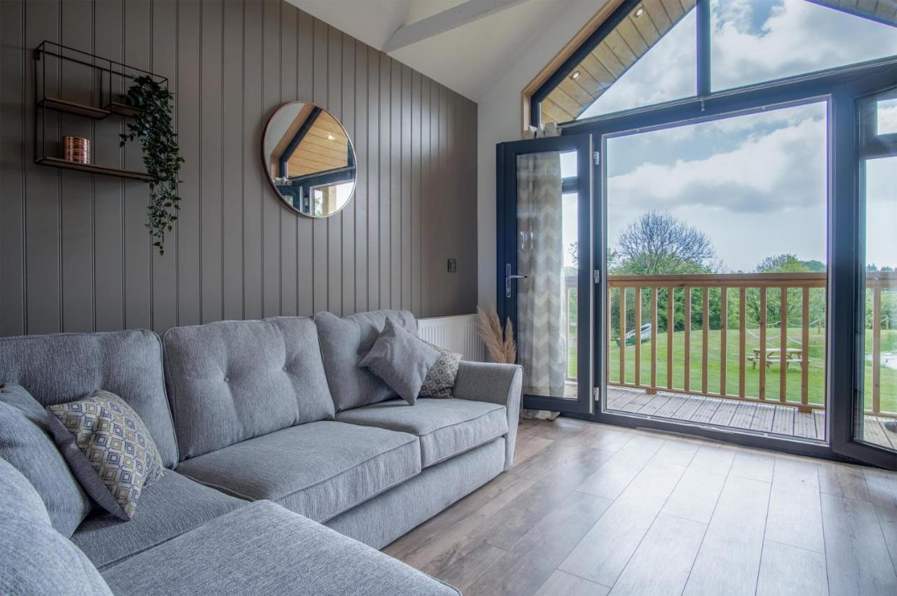 Cabin In The Woods - 1 Bedroom Lodge - Kilgetty Stepaside  Exteriér fotografie